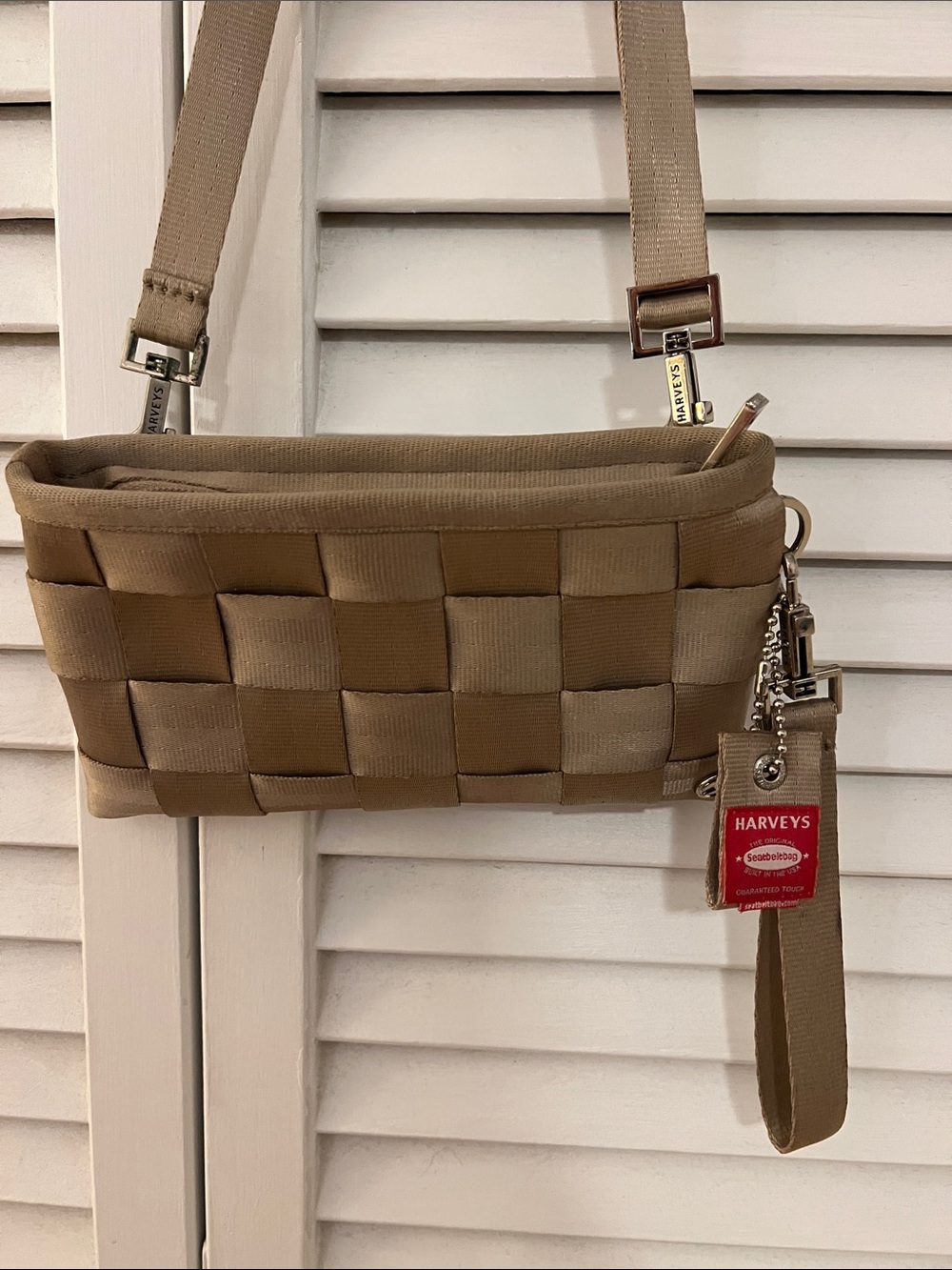 RARE Harveys x Mercedes-Benz Woven Seatbelt wristlet or crossbody 2 way Bag - Picture 4 of 11